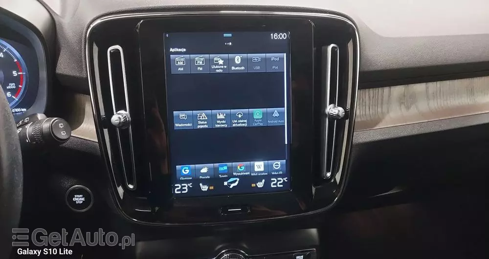 VOLVO XC 40 D3 SCR Inscription