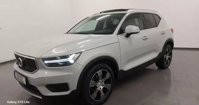 VOLVO XC 40 D3 SCR Inscription