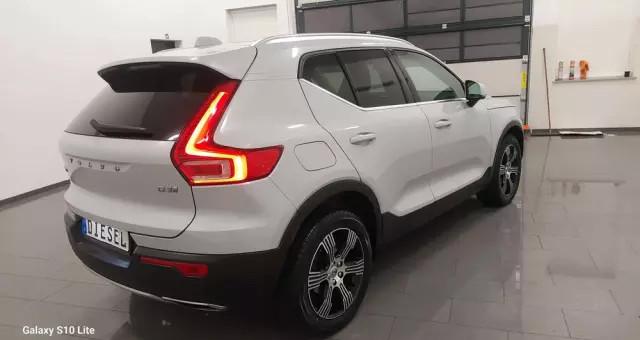 VOLVO XC 40 D3 SCR Inscription