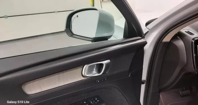 VOLVO XC 40 D3 SCR Inscription