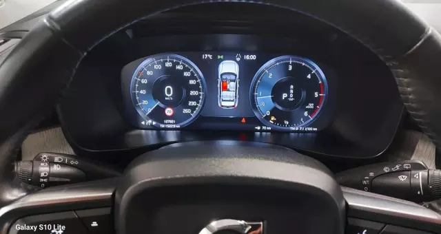 VOLVO XC 40 D3 SCR Inscription