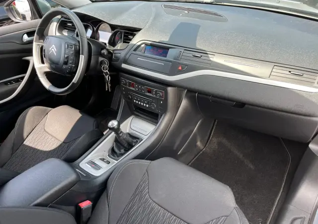 CITROËN C5 2.0 HDi Exclusive