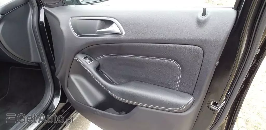 MERCEDES-BENZ Klasa B 