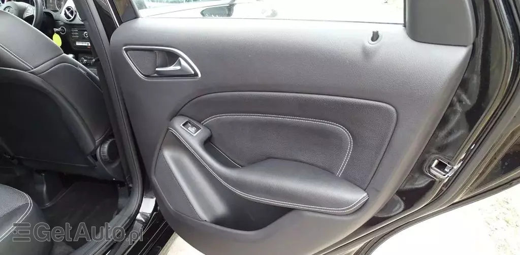 MERCEDES-BENZ Klasa B 