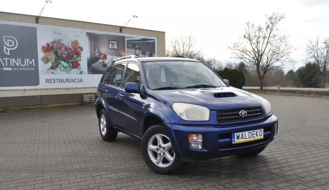 TOYOTA Rav 4 