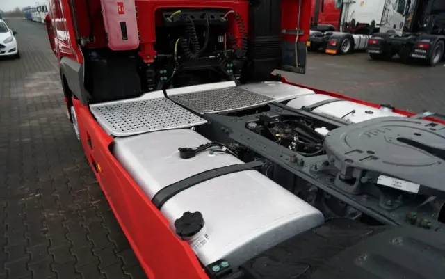 DAF XF 480 / LOW DECK / SUPER SPACE CAB / MEGA / 2021 