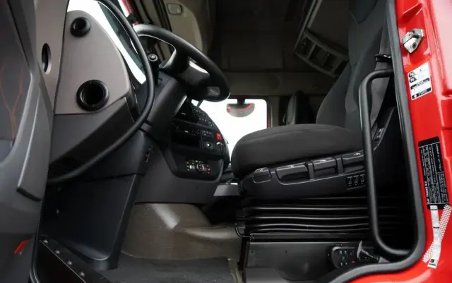 DAF XF 480 / LOW DECK / SUPER SPACE CAB / MEGA / 2021 