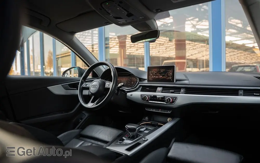 AUDI A4 Avant 2.0 TDI ultra S tronic sport