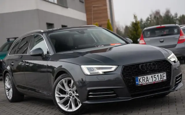 AUDI A4 Avant 2.0 TDI ultra S tronic sport