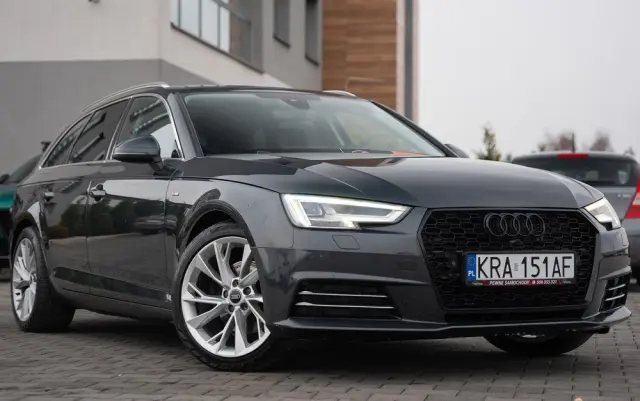 AUDI A4 Avant 2.0 TDI ultra S tronic sport