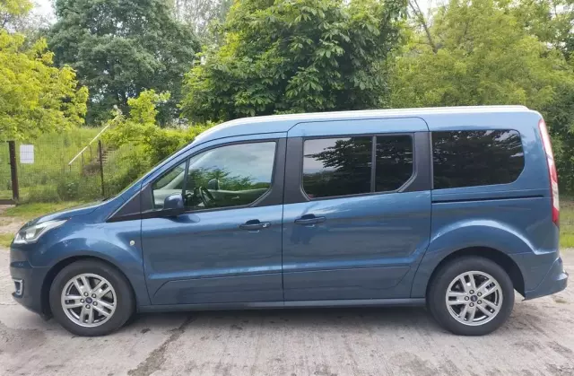 FORD Tourneo Connect 