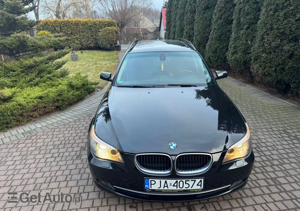 BMW Seria 5 525d Touring Edition Exclusive