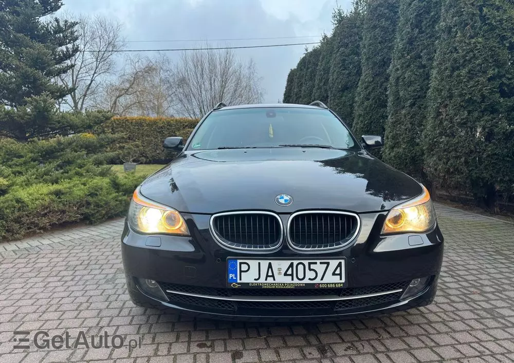 BMW Seria 5 525d Touring Edition Exclusive