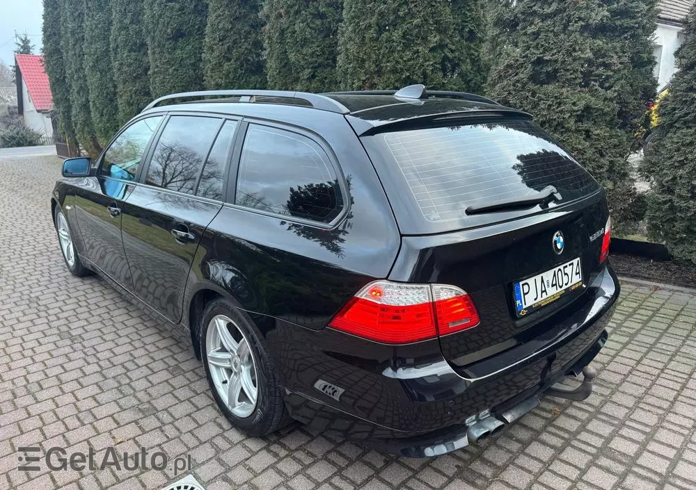 BMW Seria 5 525d Touring Edition Exclusive