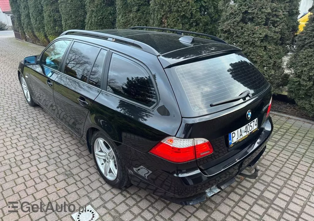 BMW Seria 5 525d Touring Edition Exclusive