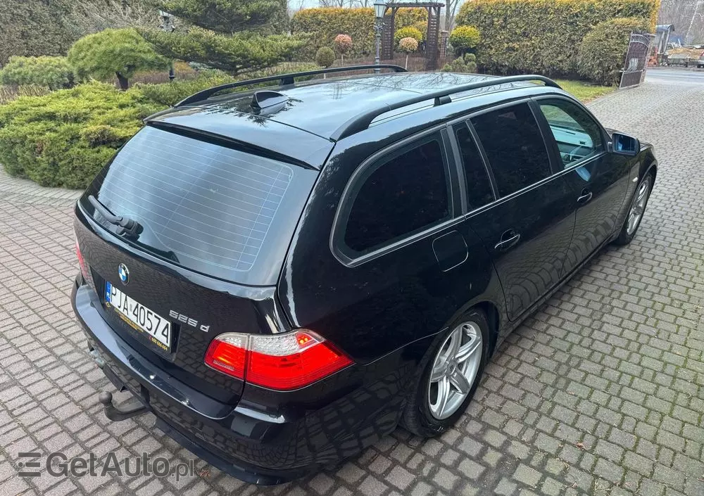 BMW Seria 5 525d Touring Edition Exclusive