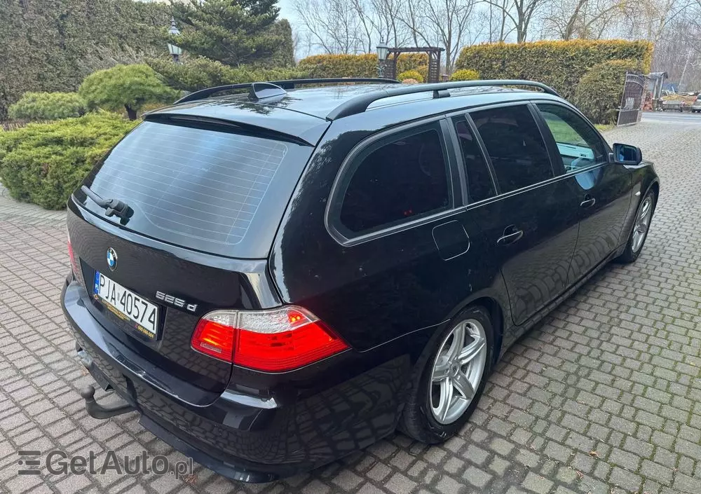BMW Seria 5 525d Touring Edition Exclusive