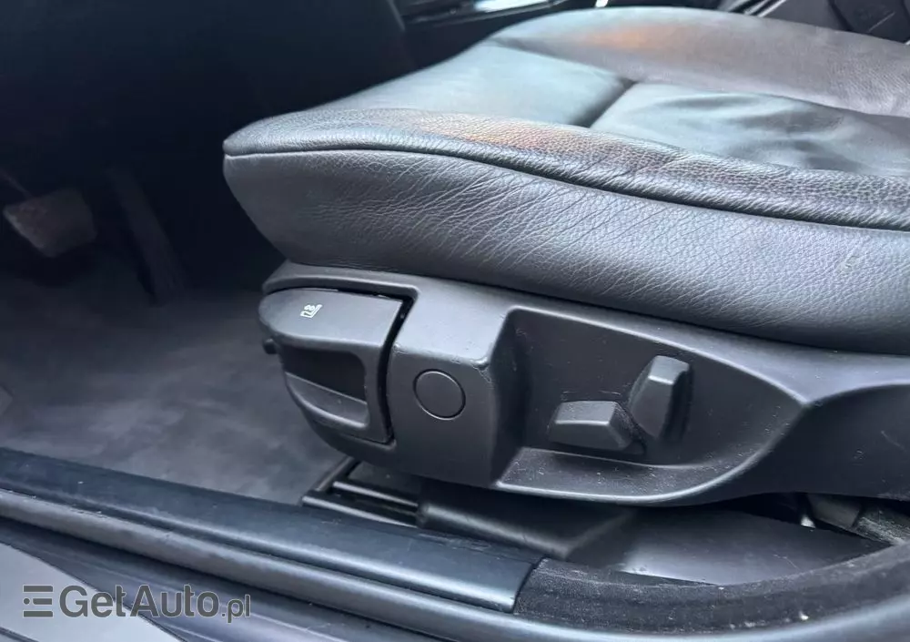 BMW Seria 5 525d Touring Edition Exclusive