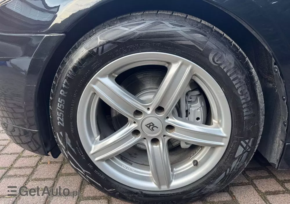 BMW Seria 5 525d Touring Edition Exclusive