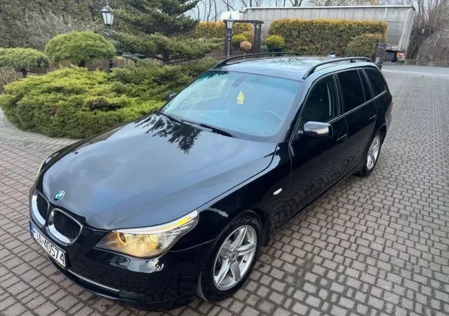 BMW Seria 5 525d Touring Edition Exclusive