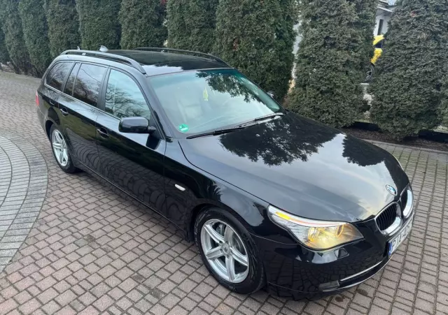 BMW Seria 5 525d Touring Edition Exclusive