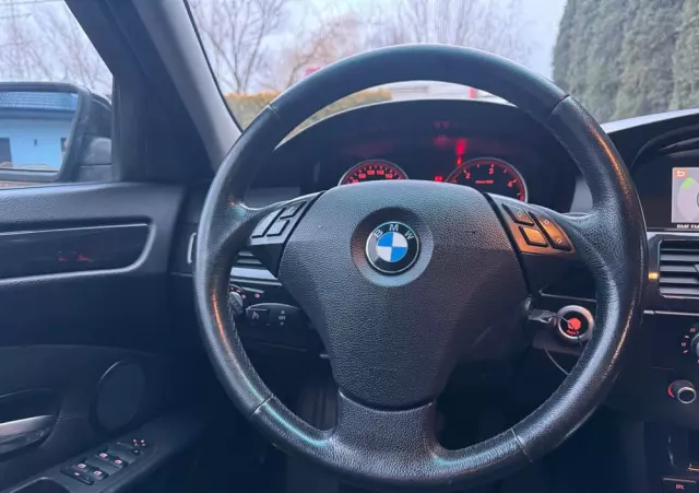 BMW Seria 5 525d Touring Edition Exclusive