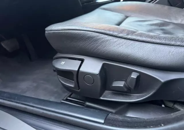 BMW Seria 5 525d Touring Edition Exclusive