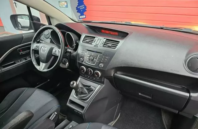 MAZDA 5 