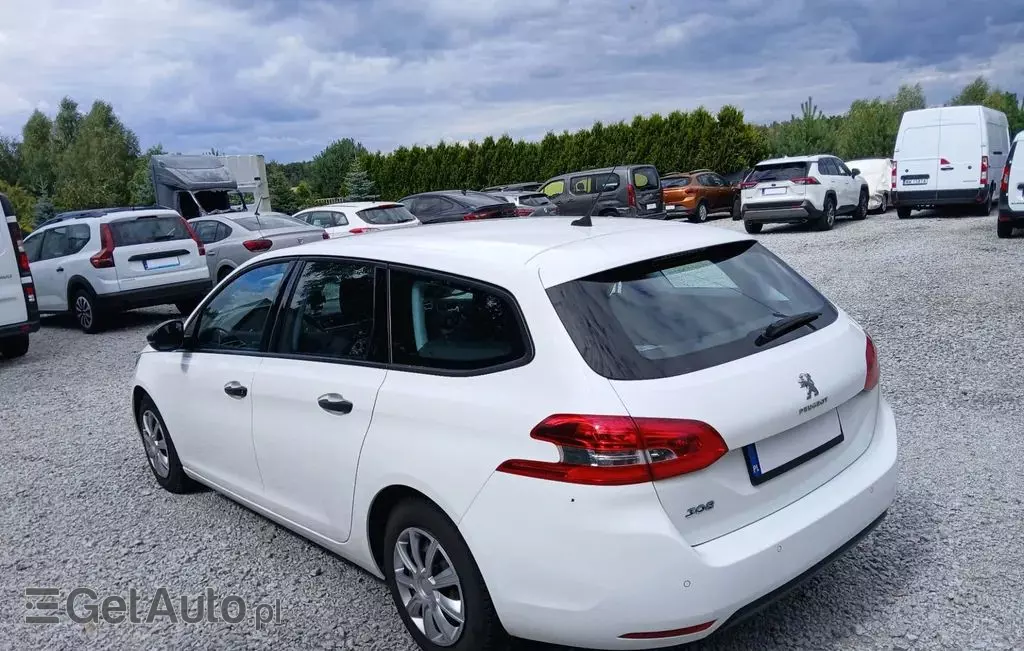 PEUGEOT 308 