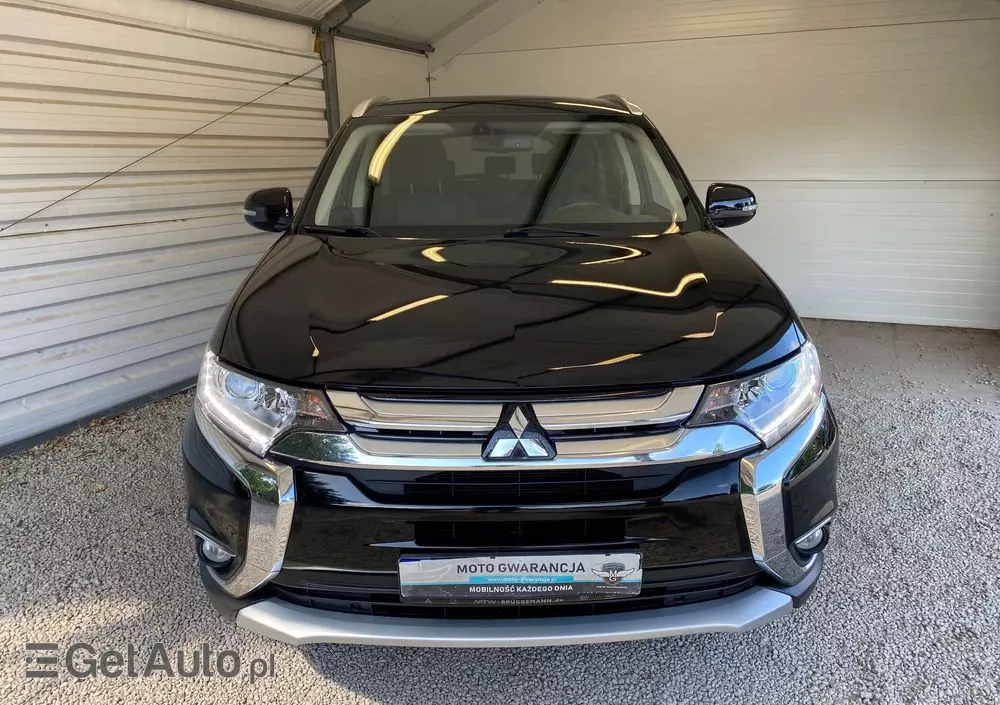 MITSUBISHI Outlander 2.0 2WD Edition 100
