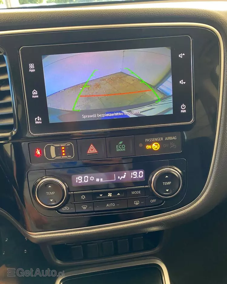 MITSUBISHI Outlander 2.0 2WD Edition 100