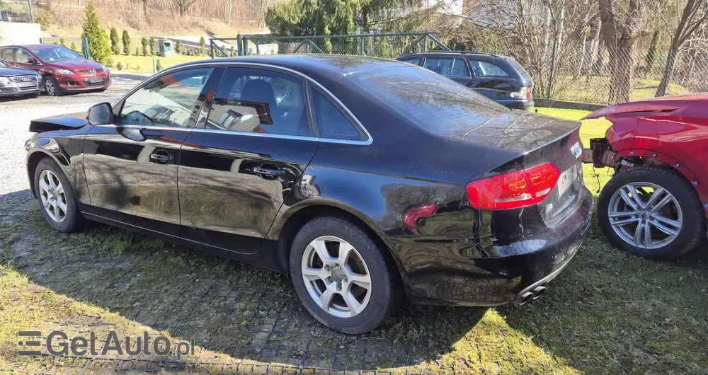 AUDI A4 Limousine 
