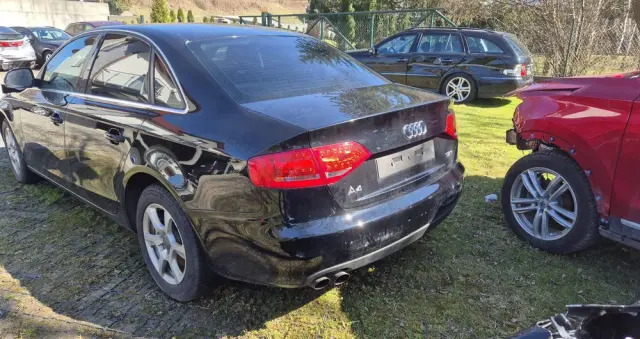 AUDI A4 Limousine 
