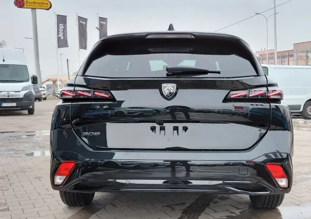 PEUGEOT 308 1.5 BlueHDi Business S&S EAT8