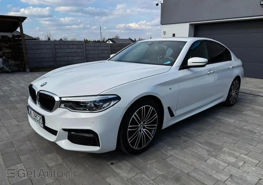 BMW Seria 5 520d M Sport sport