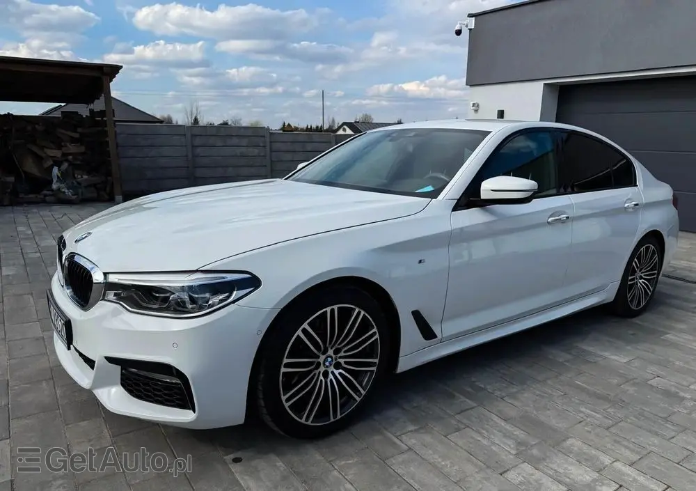 BMW Seria 5 520d M Sport sport