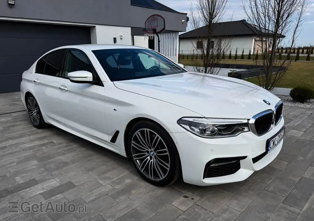 BMW Seria 5 520d M Sport sport
