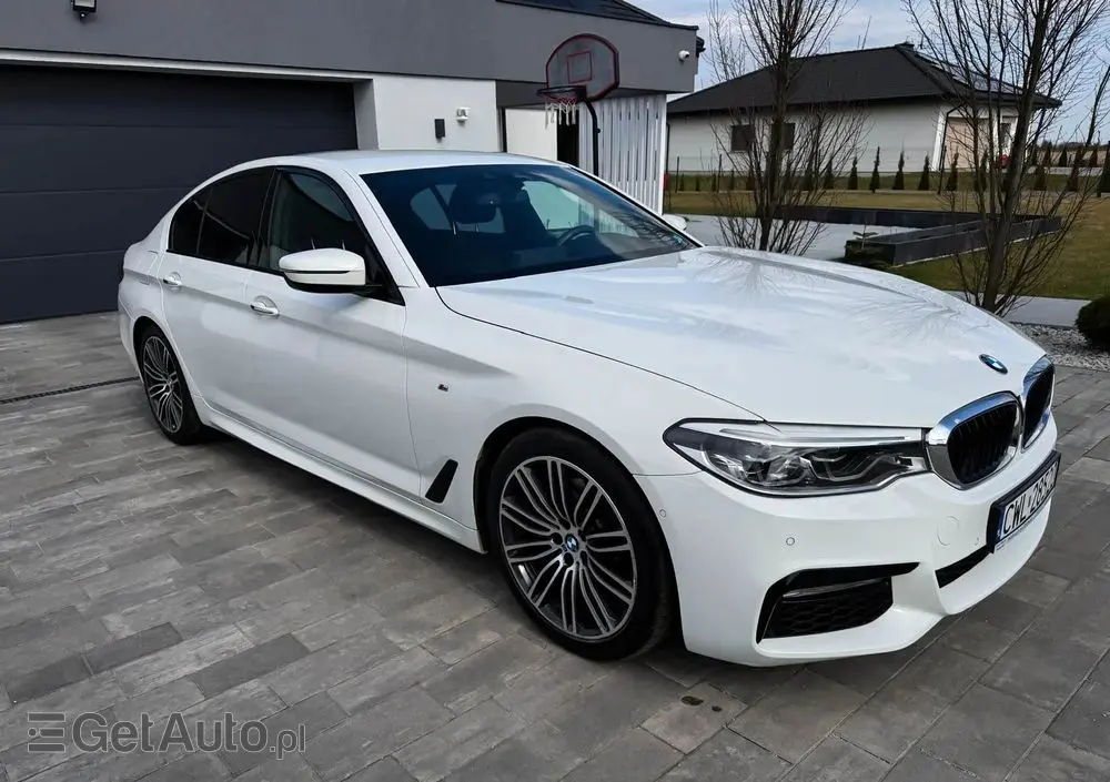 BMW Seria 5 520d M Sport sport