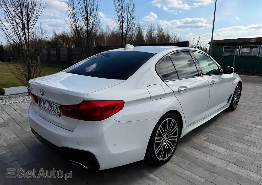 BMW Seria 5 520d M Sport sport