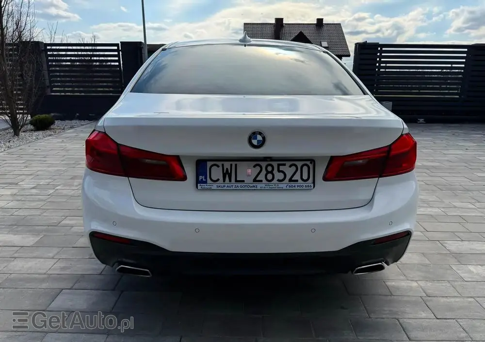 BMW Seria 5 520d M Sport sport