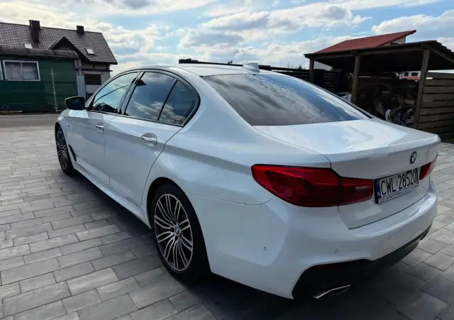 BMW Seria 5 520d M Sport sport