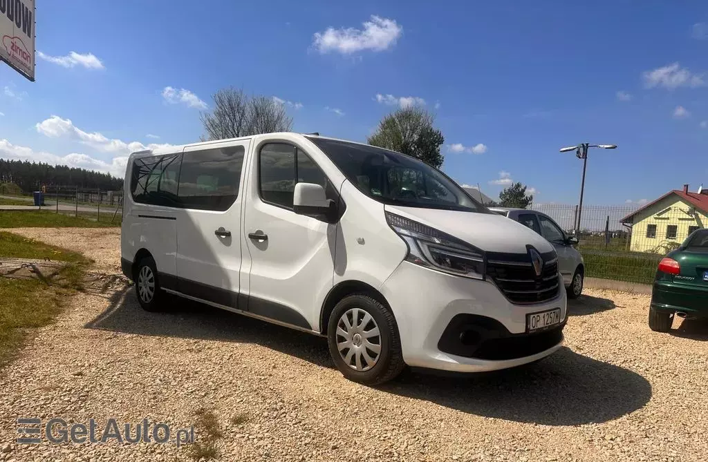 RENAULT Trafic 