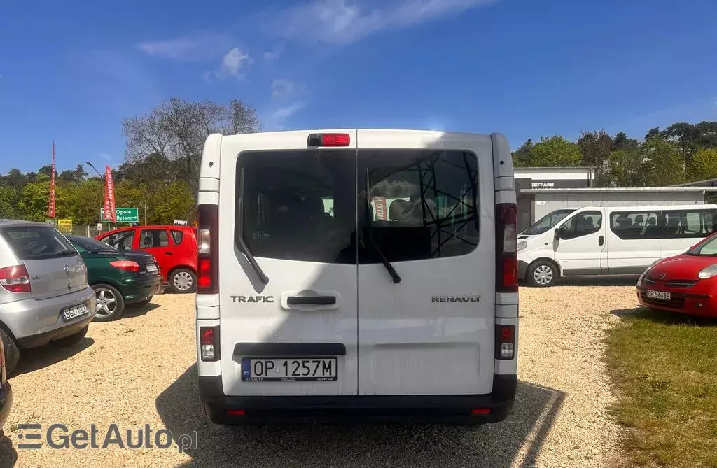 RENAULT Trafic 