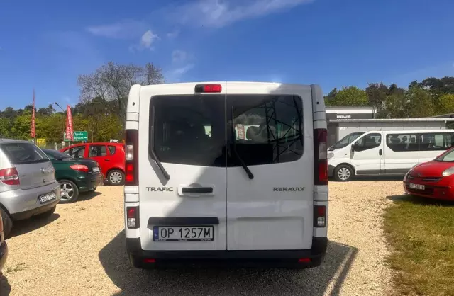 RENAULT Trafic 