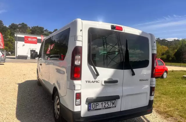 RENAULT Trafic 