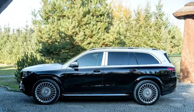 MERCEDES-BENZ GLS Maybach 
