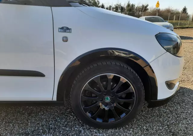 SKODA Fabia 1.2 TSI Monte Carlo