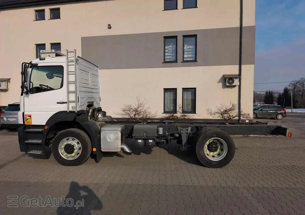 MERCEDES-BENZ AXOR 1829 rama do zabudowy blokada mostu 
