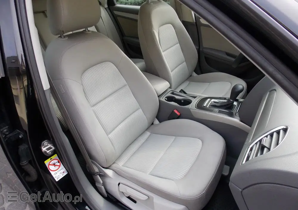 AUDI A4 Avant 2.0 TDI DPF multitronic Attraction