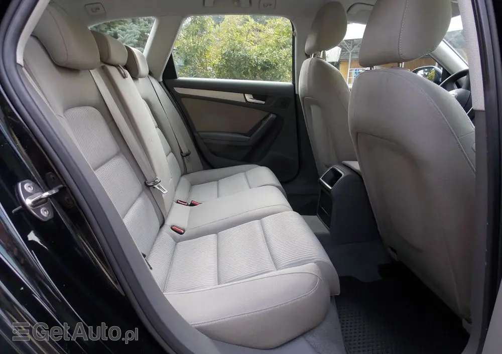 AUDI A4 Avant 2.0 TDI DPF multitronic Attraction